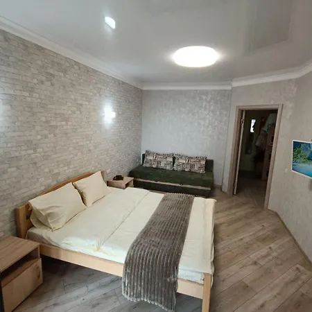 Новобудова Жк Яровиця Lutsk Exterior photo
